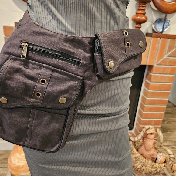 Canvas Brown 2 Pouch Belt Bag Crossbody OS New - Picture 3 of 6